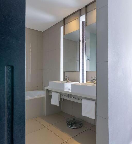 اتاق پرمیوم با چشم‌انداز دریا, Radisson Blu Hotel & Residence, Maputo