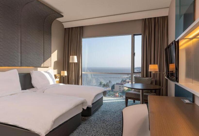 اتاق پرمیوم با چشم‌انداز دریا, Radisson Blu Hotel & Residence, Maputo