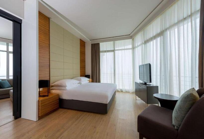 سوییت با چشم‌انداز دریا, Radisson Blu Hotel & Residence, Maputo