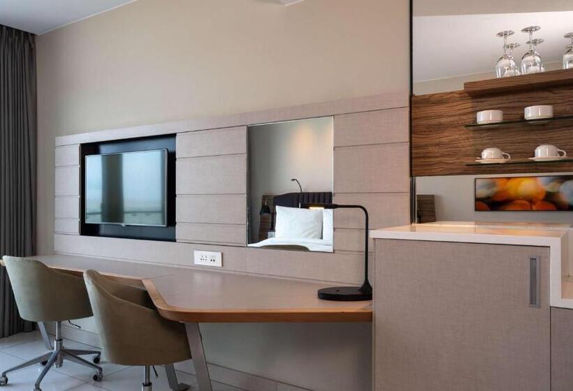 استودیوی استاندارد با چشم‌انداز دریا, Radisson Blu Hotel & Residence, Maputo
