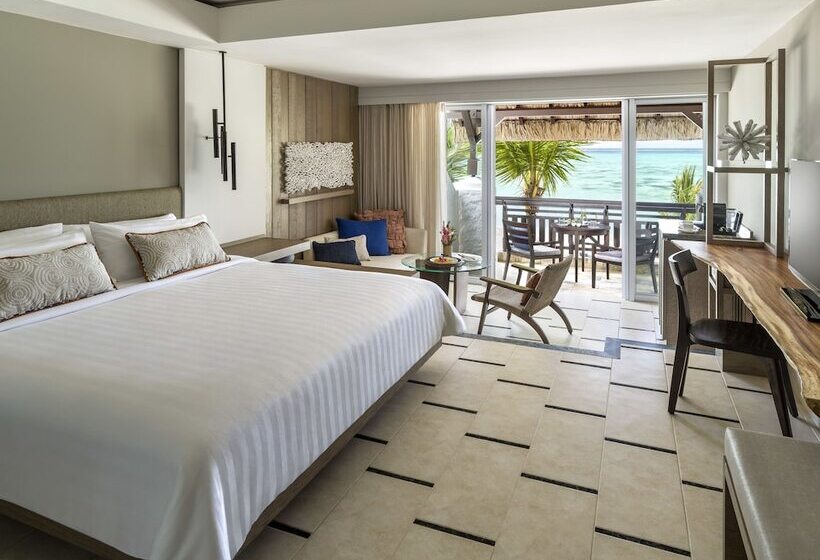 اتاق لوکس با چشم‌انداز دریا, Shangrila Le Touessrok, Mauritius