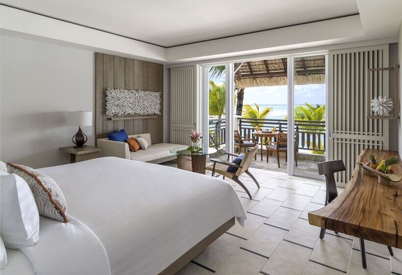 سوییت جونیور با چشم‌انداز دریا, Shangrila Le Touessrok, Mauritius