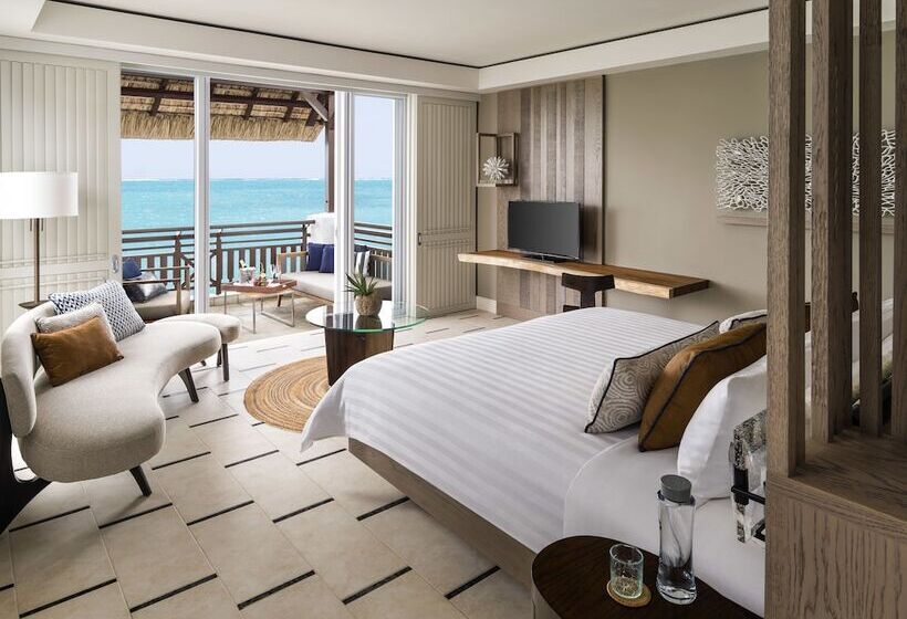 سوئیت جونیور کلوب با چشم‌انداز دریا, Shangrila Le Touessrok, Mauritius