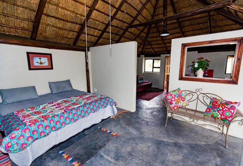 بانگلوی استاندارد, Inyameko Bnb