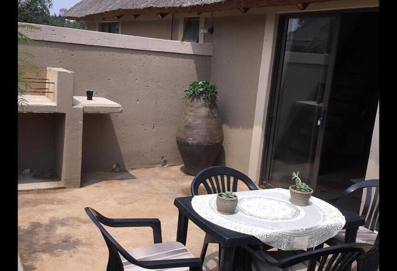 اتاق اکونومی, Inyameko Bnb