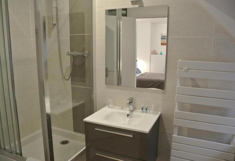 اتاق استاندارد, Au Logis De La Rance Bed And Breakfast