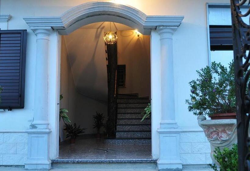 اتاق استاندارد یک نفره, B&b Rosa Dei Venti