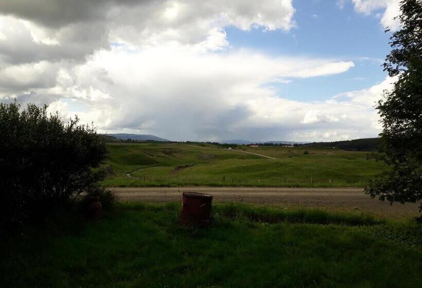 اتاق خانوادگی, Skyggnir Bed And Breakfast