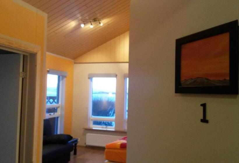 اتاق خانوادگی, Skyggnir Bed And Breakfast