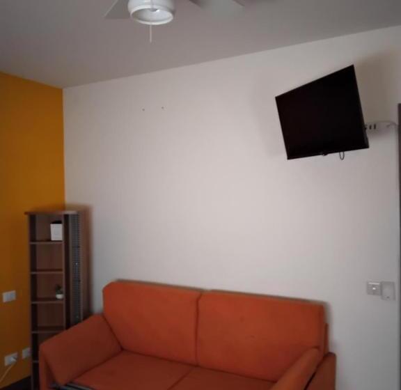 آپارتمان 1 خوابه با تراس, Welcome B&b Lodi