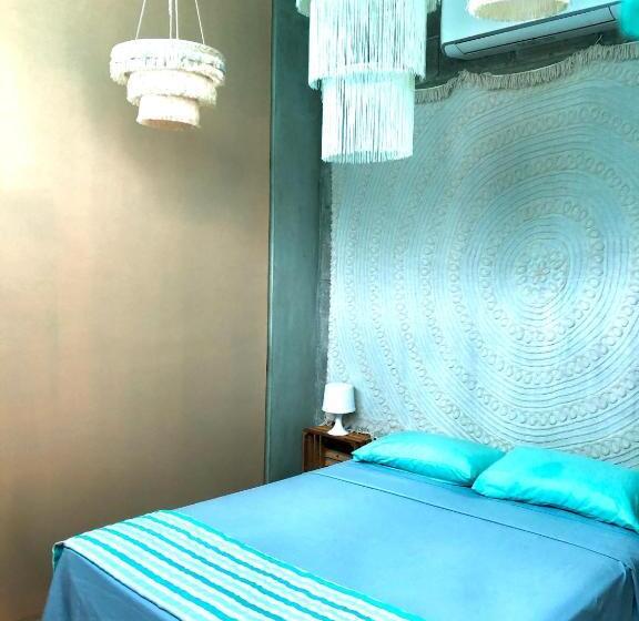 اتاق استاندارد, Hostal Tortuga