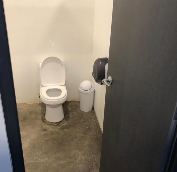تختخواب در اتاق مشترک, Hostal Tortuga