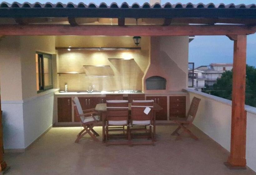 Standard room with outdoor bath, B&b E Casa Vacanza Al Castello