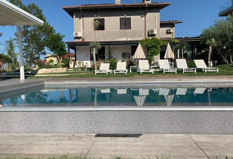 Standard room with outdoor bath, B&b Maison Il Melograno