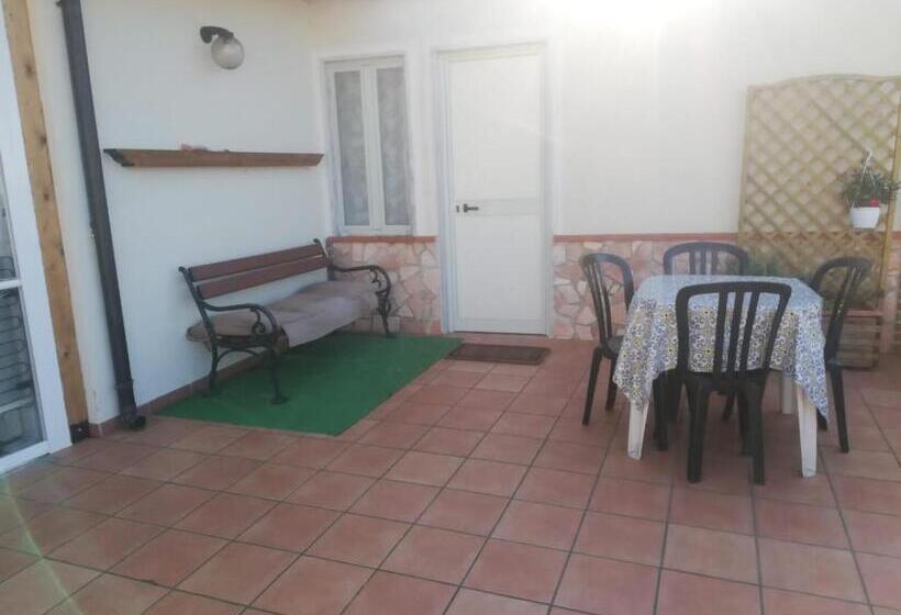 خانه 1 خوابه, Villa Eden