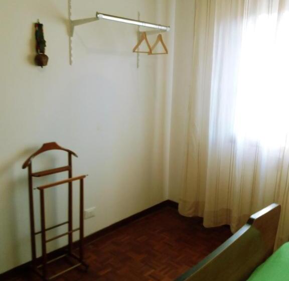 اتاق استاندارد با چشم‌انداز باغ, Bed & Breakfast Anzola