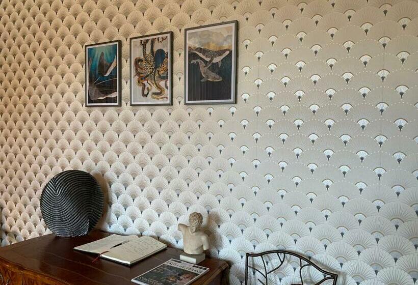 スタンダードルーム, Maison Longuevie