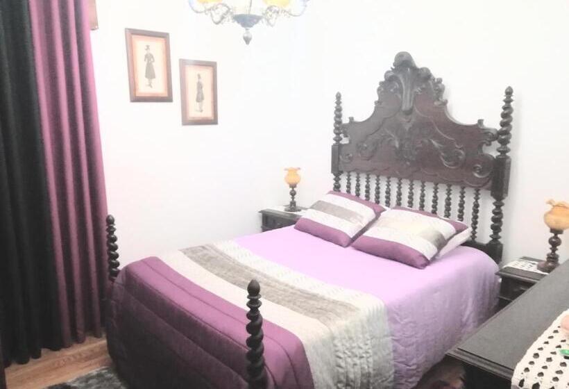 اتاق استاندارد با سرویس بهداشتی مشترک, Casa Rafael