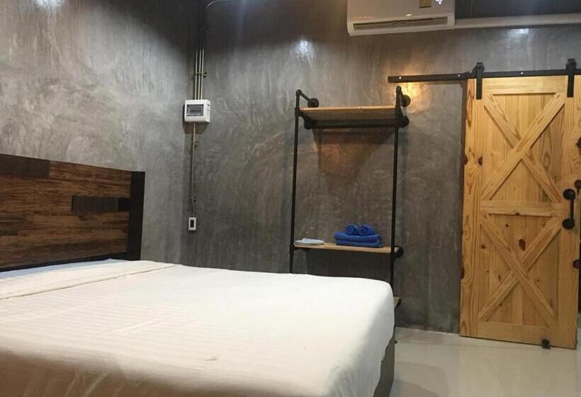 اتاق استاندارد با تخت بزرگ, The Loft Resort Kabin Buri