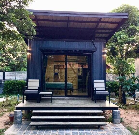 اتاق استاندارد با تراس, The Loft Resort Kabin Buri