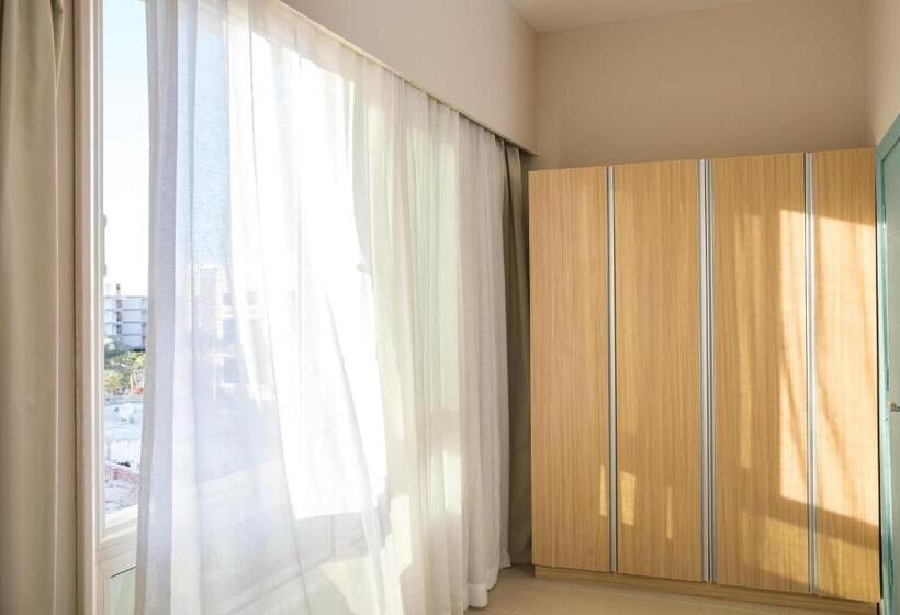 مجموعه ویستا شهر, Redcon Suites