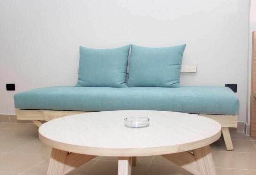 اتاق سوپریور با چشمانداز شهر, Redcon Suites