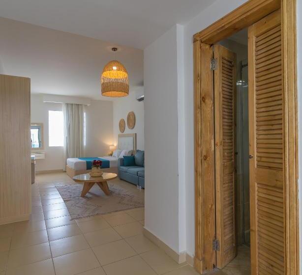 سوئیت با چشمانداز, Redcon Suites