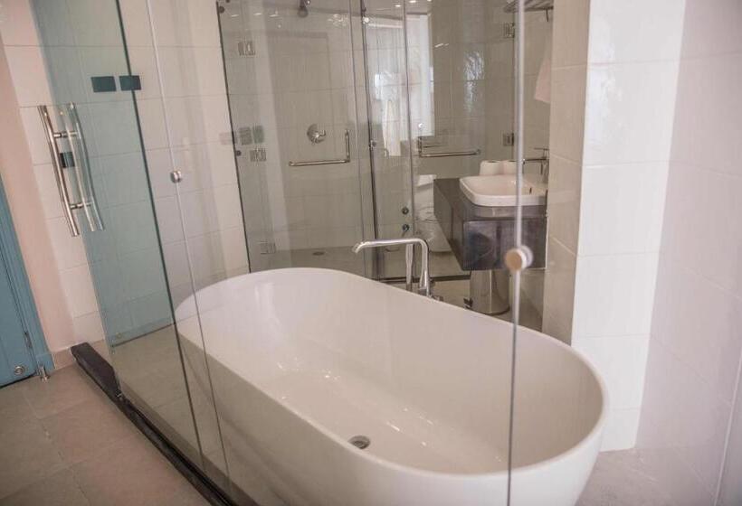 سوییت, Redcon Suites