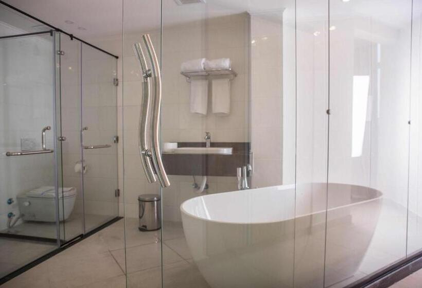 سوییت, Redcon Suites