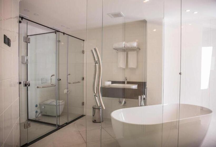 سوییت, Redcon Suites