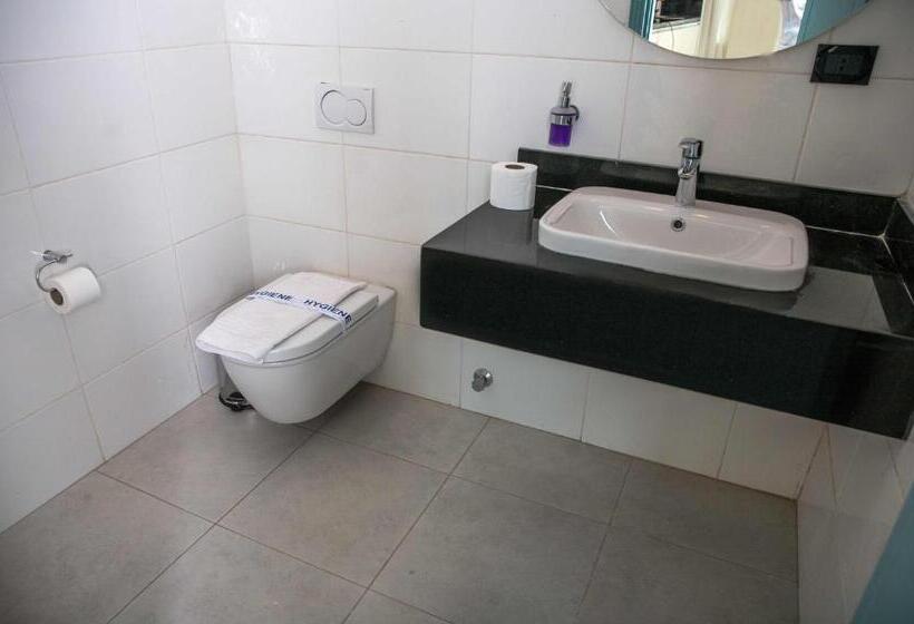 سوییت, Redcon Suites