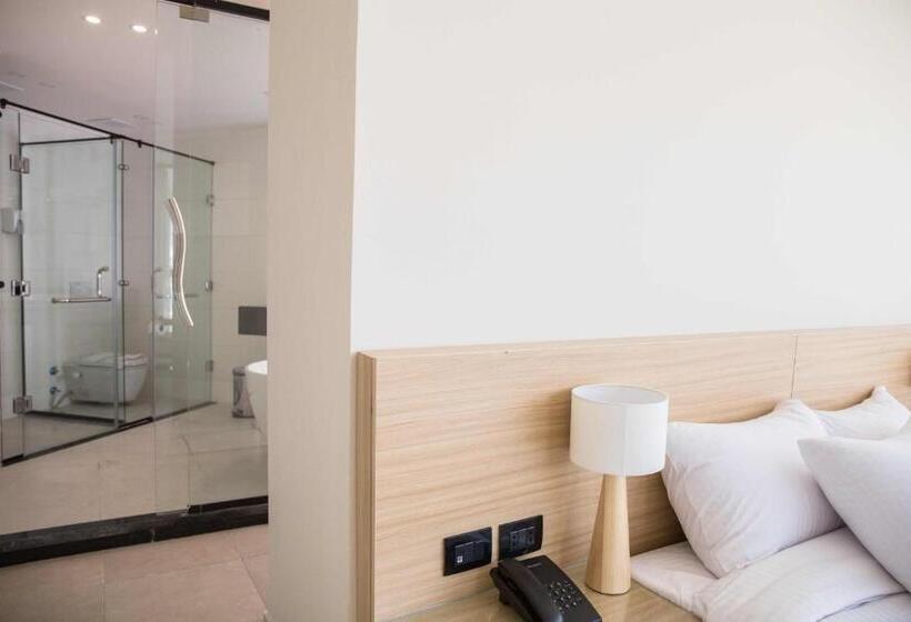 سوییت, Redcon Suites