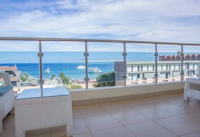 سوییت خانوادگی, Redcon Suites