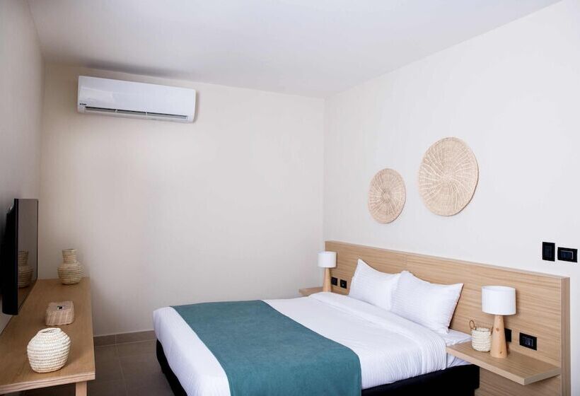 سوئیت با چشمانداز, Redcon Suites