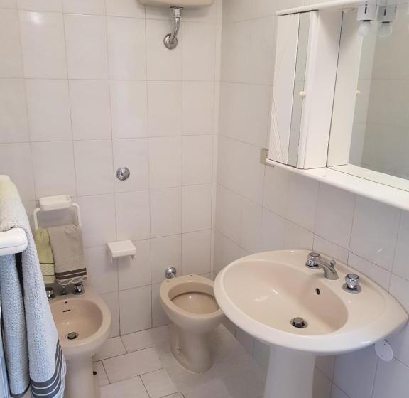 اتاق استاندارد سه نفره, B&b Via Roma