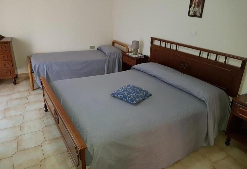 اتاق استاندارد سه نفره, B&b Via Roma