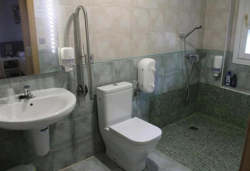 اتاق استاندارد برای معلولان, Ciudad De Borja