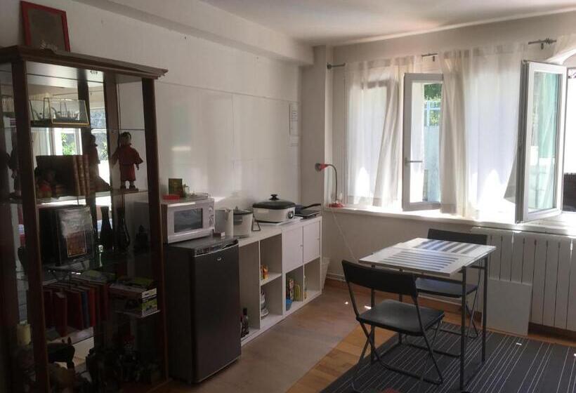 اتاق استاندارد با سرویس بهداشتی مشترک, Villa Cemaste