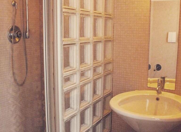 اتاق لوکس, B&b Da Zia Ore