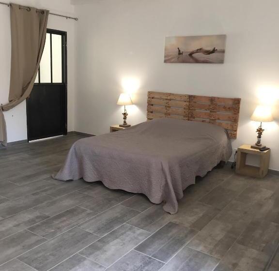 اتاق سوپریور, Mas D Auzières
