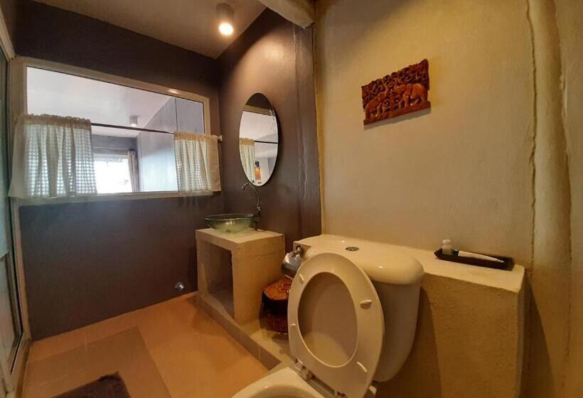 استودیو استاندارد با بالکن, Pingplalee Resort Chasorn