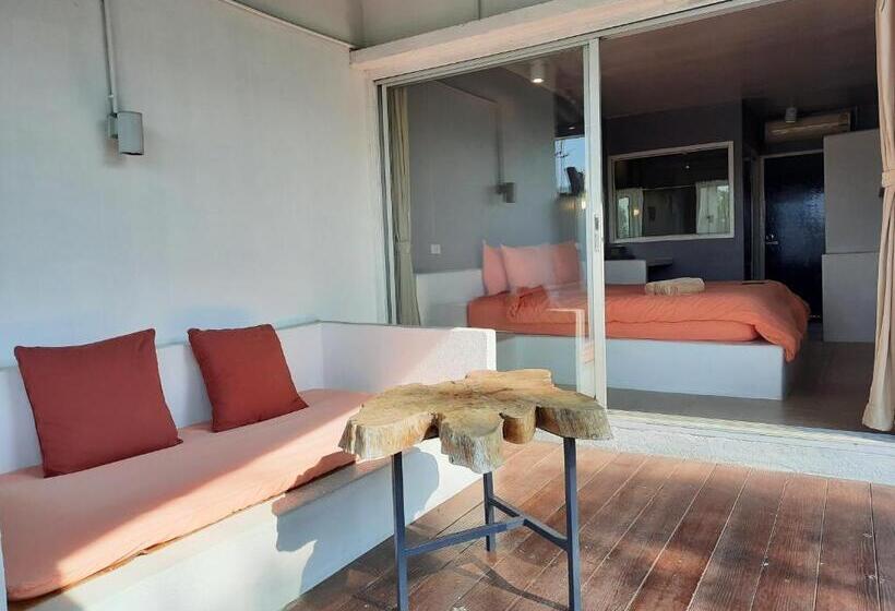 استودیو استاندارد با بالکن, Pingplalee Resort Chasorn
