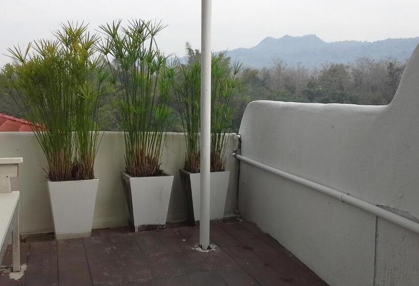 اتاق استاندارد با چشم‌انداز کوهستان, Pingplalee Resort Chasorn