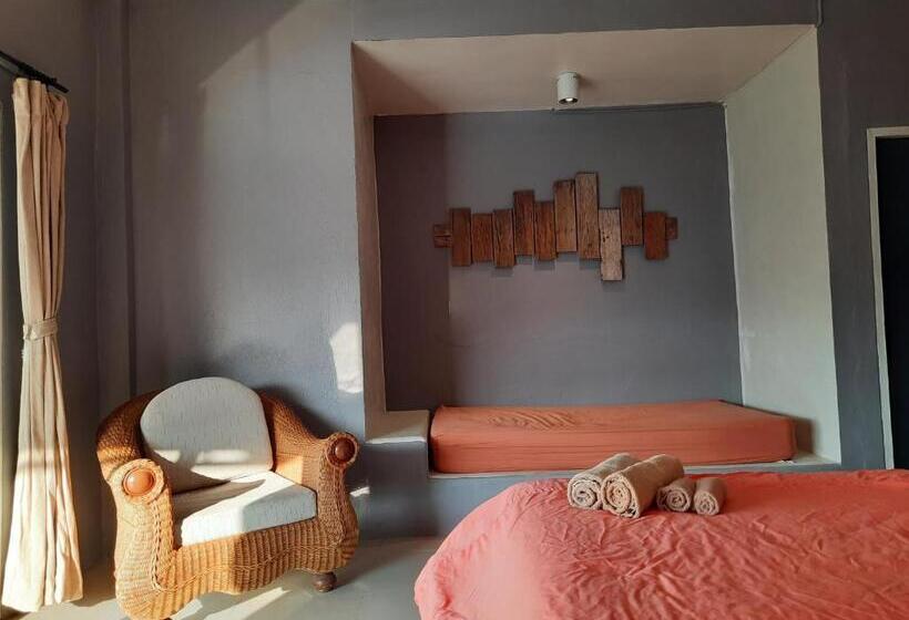 اتاق لوکس با تخت بزرگ, Pingplalee Resort Chasorn
