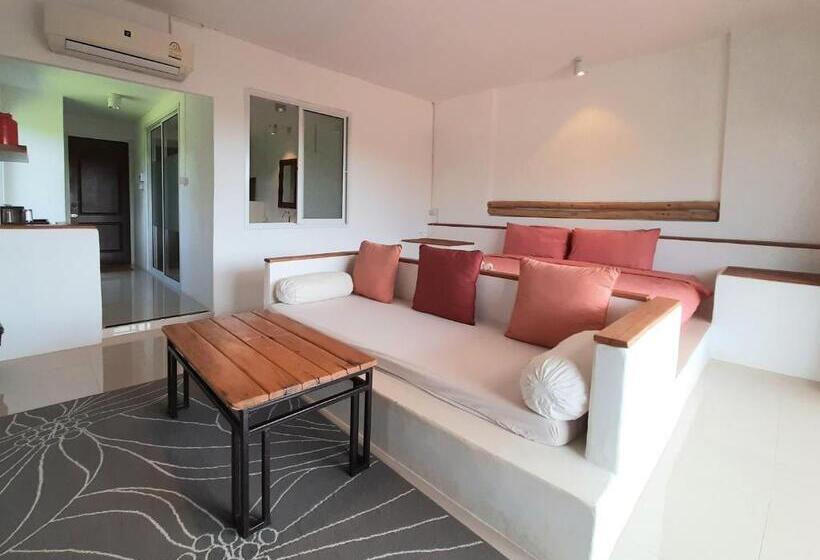اتاق لوکس با چشم‌انداز, Pingplalee Resort Chasorn