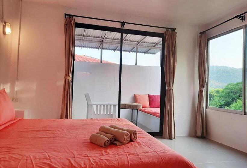 اتاق استاندارد با بالکن, Pingplalee Resort Chasorn