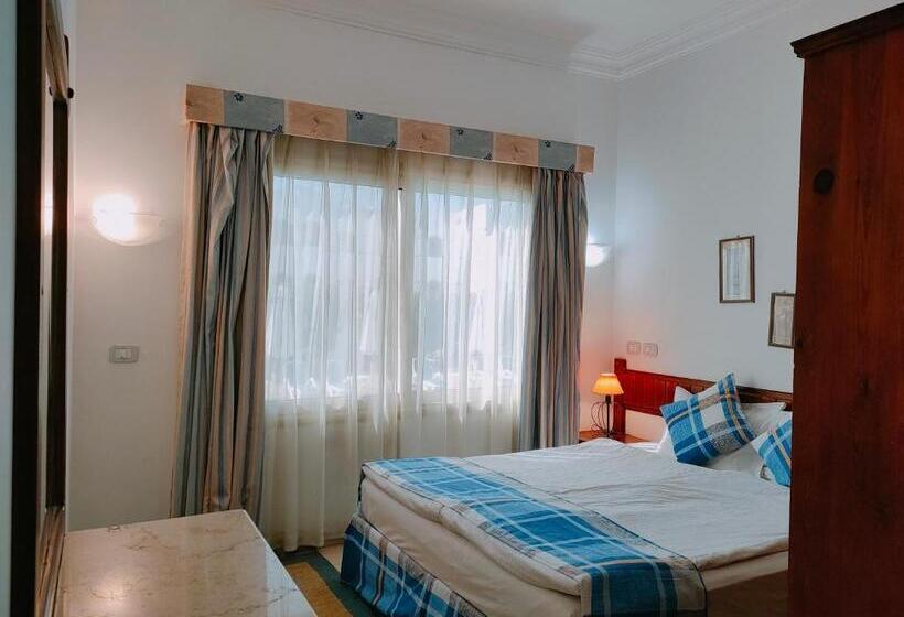 سوییت خانوادگی, 4s Hotel Dahab