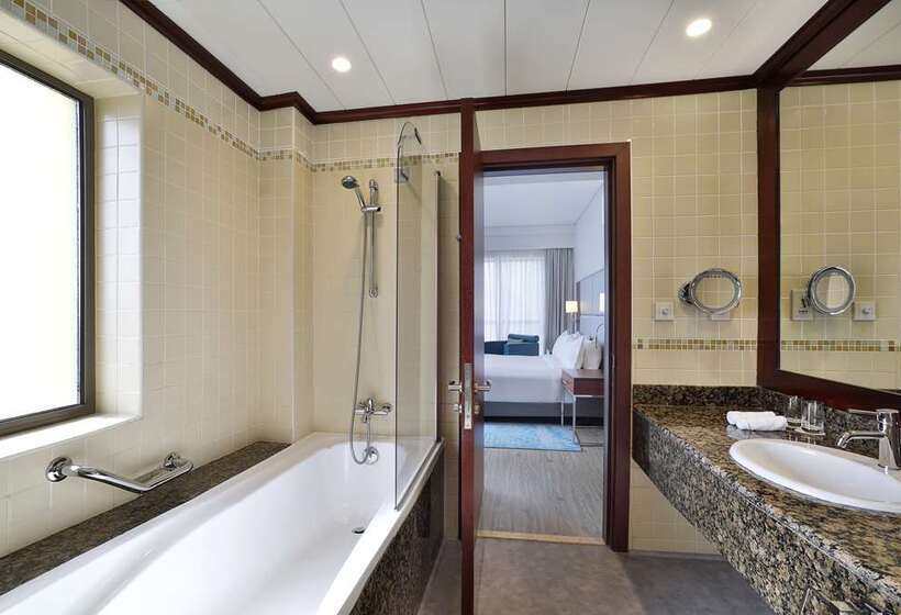 سوئیت خانواده 2 خوابه, Hilton Dubai The Walk