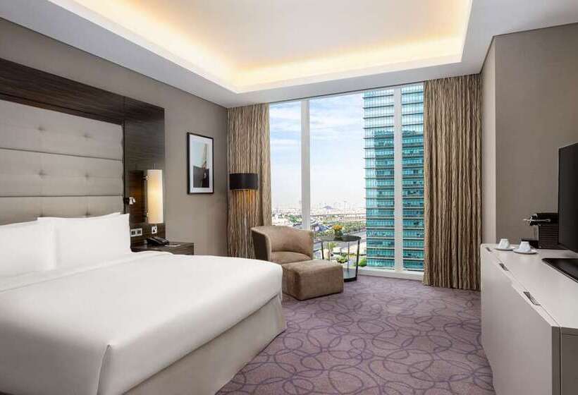 استودیو اجرایی, Hilton Dubai The Walk