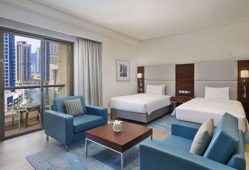 استودیوی استاندارد, Hilton Dubai The Walk